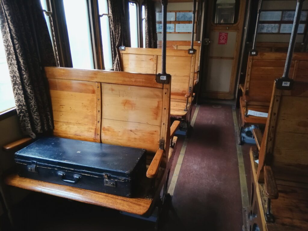 Carrozza del treno a vapore per la Val d'Orcia