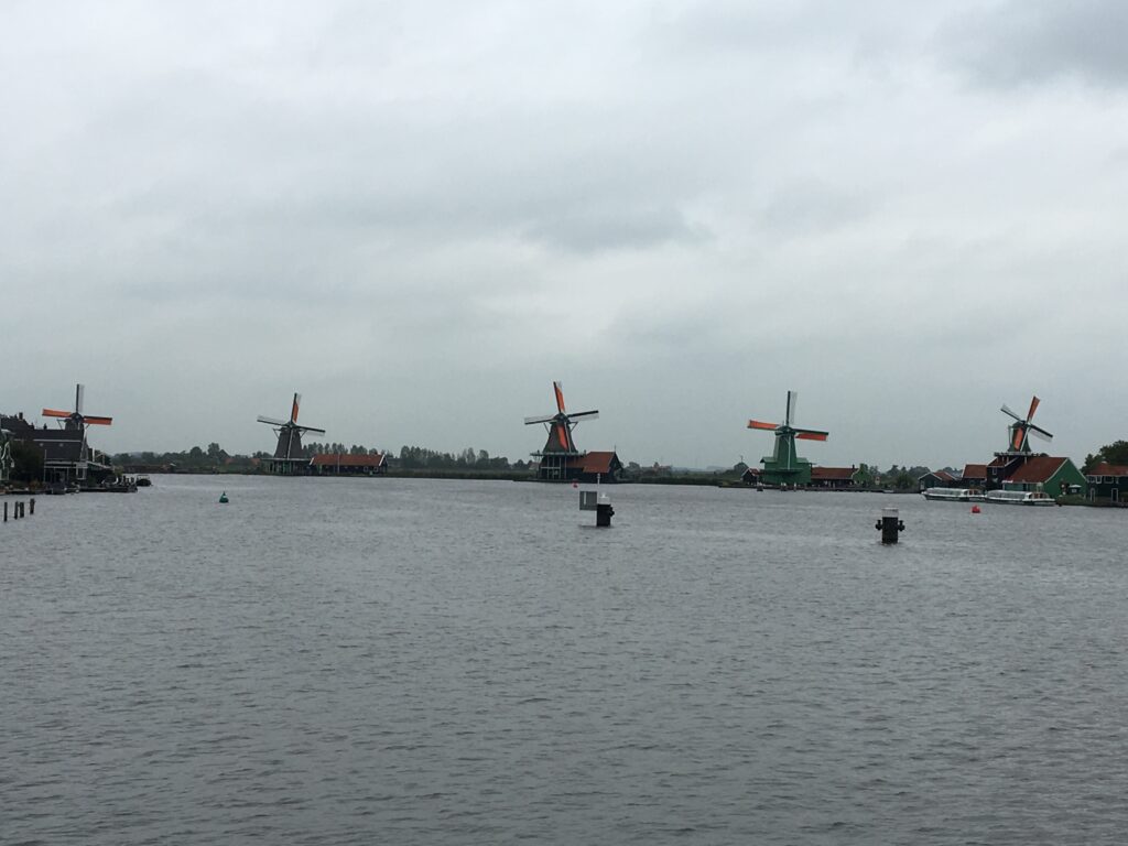 I mulini a vento di Zaanse Schans in Olanda