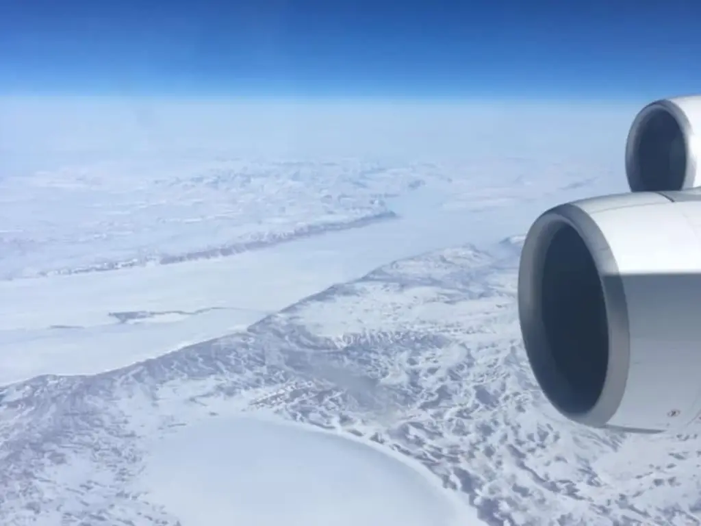 Polo Nord dall'aereo
